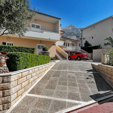 Apartment Kate-Few Minutes From Beach Макарска Экстерьер фото